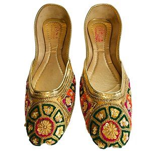 Women's Golden Embroidered Khussa Punjabi Jutti US Size 5 7 8 9 Pakistani Indian